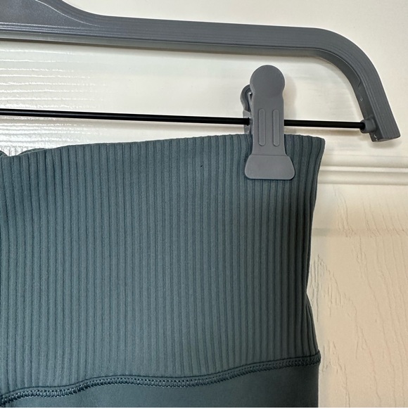 Vuori Rib Studio Leggings Stretchy Athleisure in Color G
 Stone Size XS - Picture 10 of 14